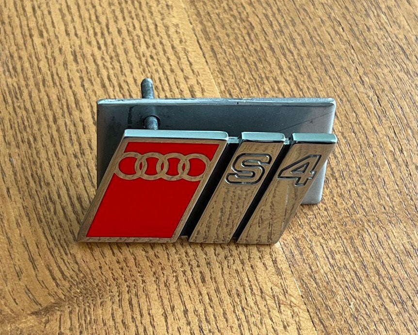 Audi S4 urS4 C4 Front Grill Badge Emblem 4A0853736 2ZZ